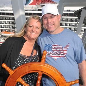 Meet your Posher, Stacy