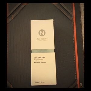 Nerium anti-aging night cream
