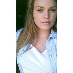 Meet your Posher, Tori