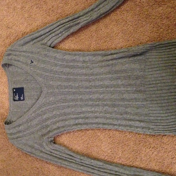 American Eagle Grey Sweater