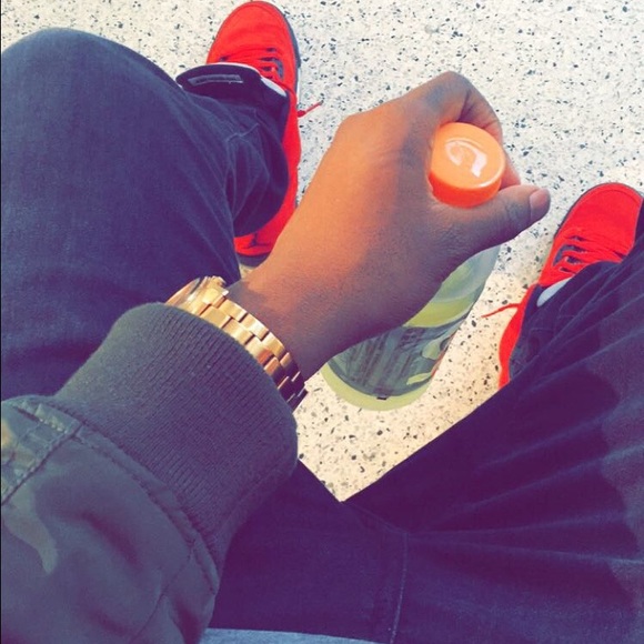 Meet your Posher, Don - Picture 1 of 4