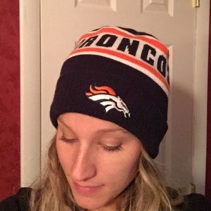NWOT Denver BRONCOS reebok beanie