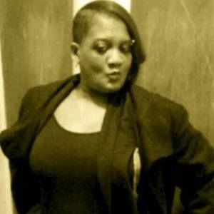 Meet your Posher, Evelyn