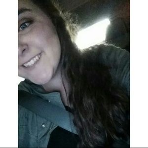 Meet your Posher, Taryn