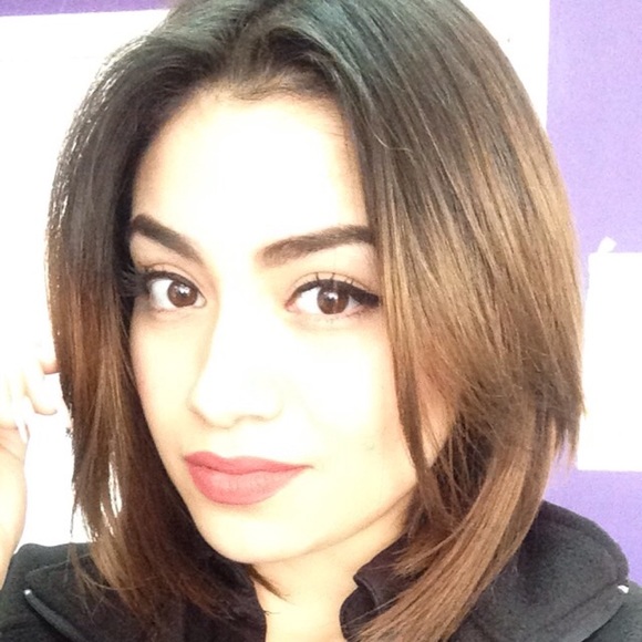Meet your Posher, Monica