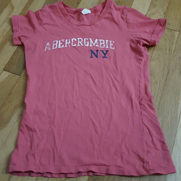 Redish pink Abercrombie tee