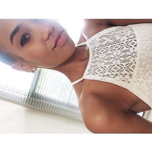 Meet your Posher, Courtney