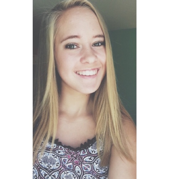 Meet your Posher, Kaitlyn