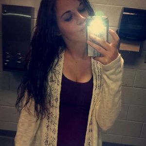 Meet your Posher, Jenalee