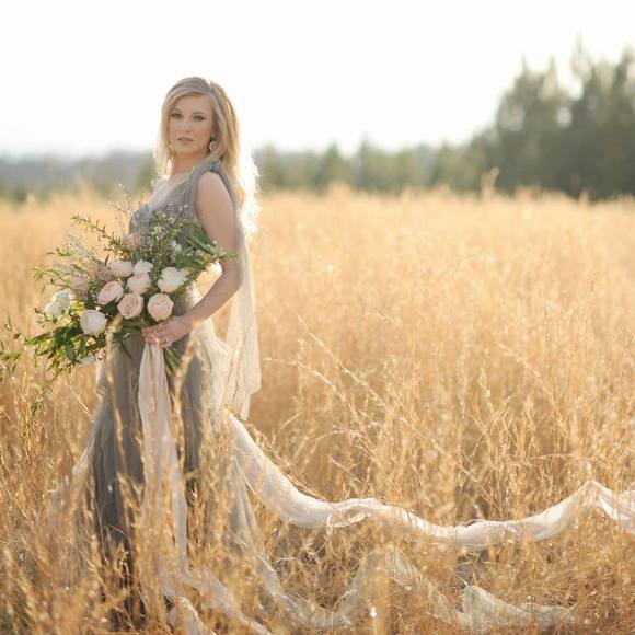 Meet your Posher, Sara - Picture 1 of 1