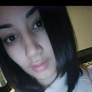 Meet your Posher, Edith