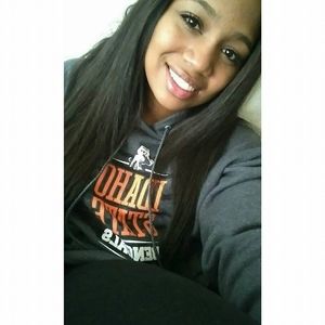 Meet your Posher, Tanesha