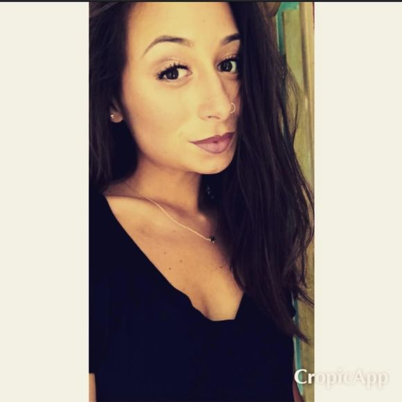 Meet your Posher, Kymberly - Picture 1 of 1