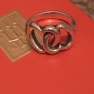 James Avery linked hearts!