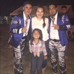 Meet your Posher, Alondra