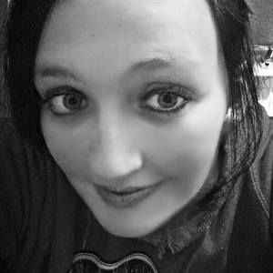 Meet your Posher, Kelli