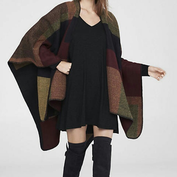 Express Sweaters - 🎉Host Pick🎉 Express Blanket/Poncho🍂