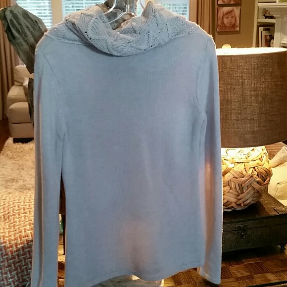 Sweater - Picture 2 of 3