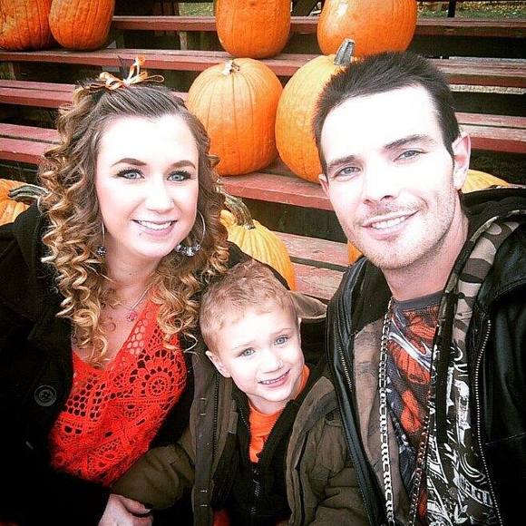 Meet your Posher, Amanda - Picture 1 of 1