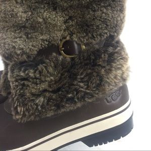 💕FLASH SALE💕Chocolate Brown Ugg Snow Boot / Shoe