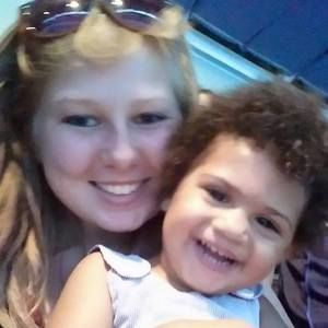 Meet your Posher, Cierra dawn