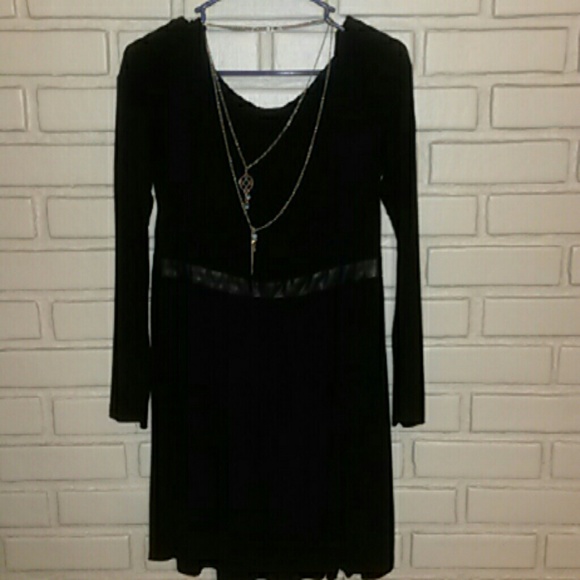 PERFECT LITTLE BLACK DRESS
