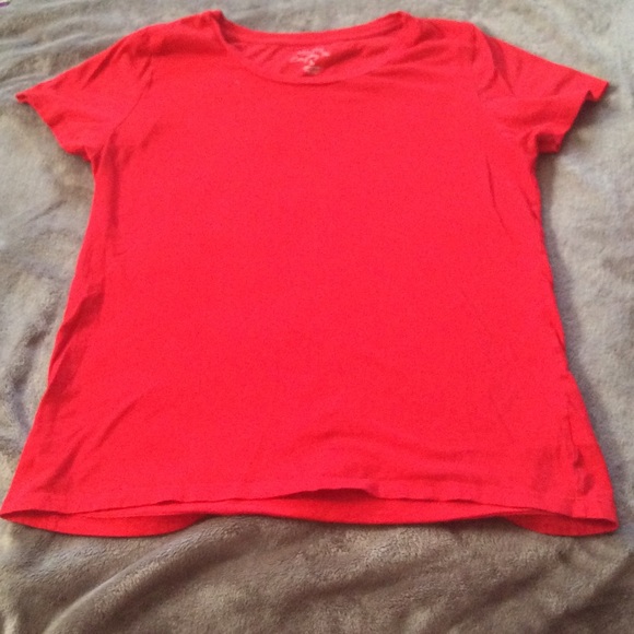 Plain Apple red T-shirt