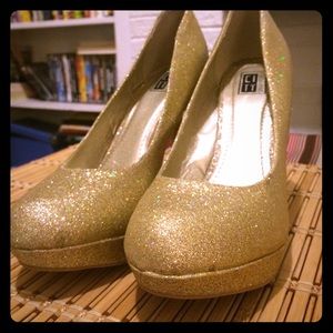 Gold Glitter Pumps