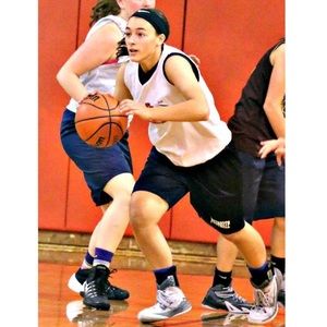 Meet your Posher, Allyssa