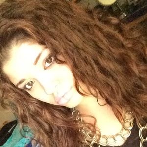 Meet your Posher, Gracee