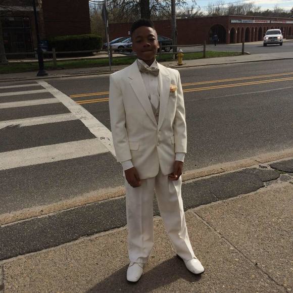 Meet your Posher, Nisiah
