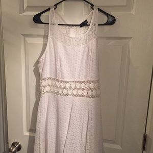 White sunflower dress!