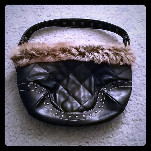 SALE !! Apt 9 furry purse