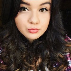 Meet your Posher, Sofia