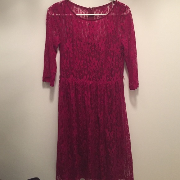AB Studio Dresses & Skirts - Lace dress