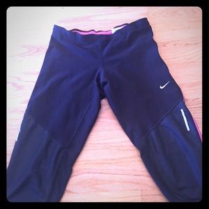 Nike workout crops