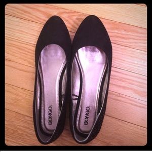 Bundle black flats