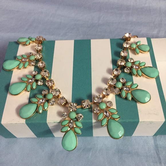 Mint Sparking Gold necklace - Picture 3 of 3