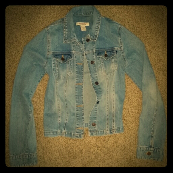 ***SOLD***Abercrombie & Fitch Jean Jacket Size L