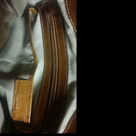 Michael Kors Bag - Picture 2 of 4