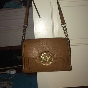 Michael kors cross body
