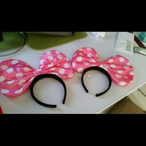 2 large Pink Minnie mouse ears