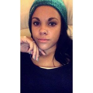 Meet your Posher, Marissa