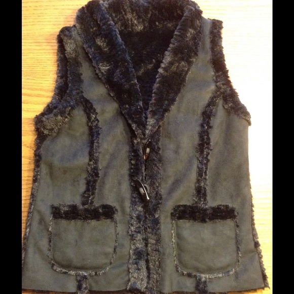 Lanalee black vest - Picture 1 of 1