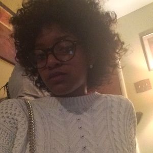 Meet your Posher, Bobbi