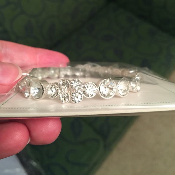 Northern clover bracelet