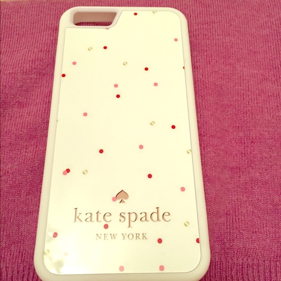White iPhone 6 case