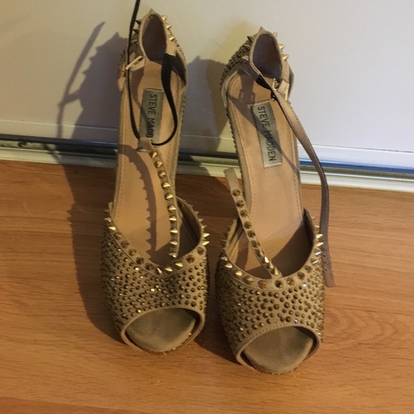 Gold bling bling shoes