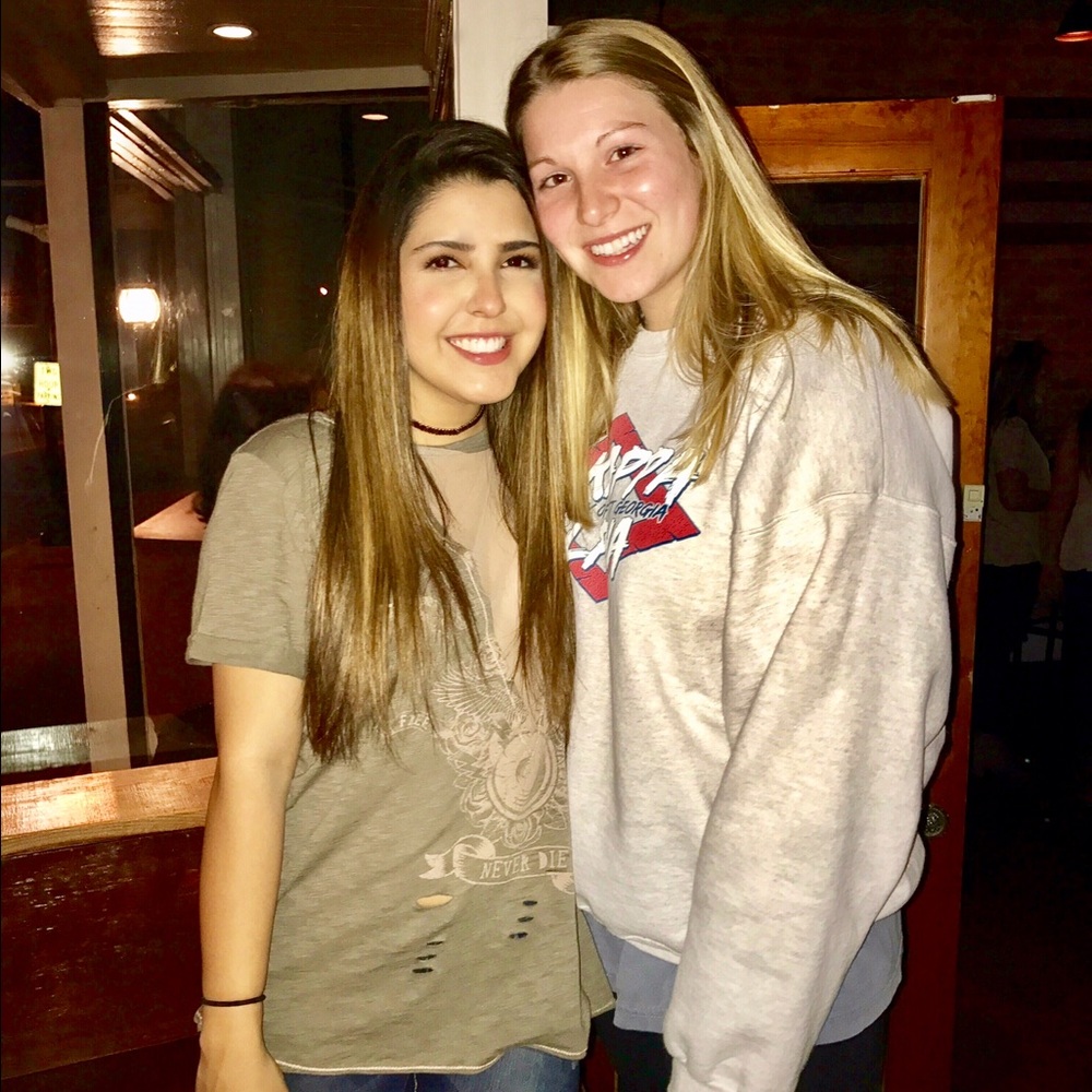 Meet your Posher, Gabriela