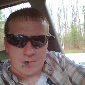 Meet your Posher, Dustin